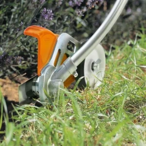 Retour gratuit en magasin. Stihl Dresse-bordure CombiSystème FCB-KM 6